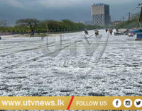 හිම කුණාටුවන් උතුරු ඉන්දියාවේ ජන ජීවිතයට බාධා.