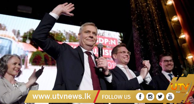 Finland election: Tough coalition talks after split poll