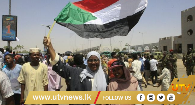 Sudan crisis: Military council arrests former government members