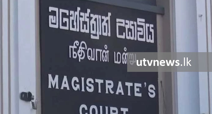 සරසවි සිසුවියට පිහියෙන් ඇන්න තරුණයා රක්ෂිත බන්ධනාගාර ගත කෙරේ.