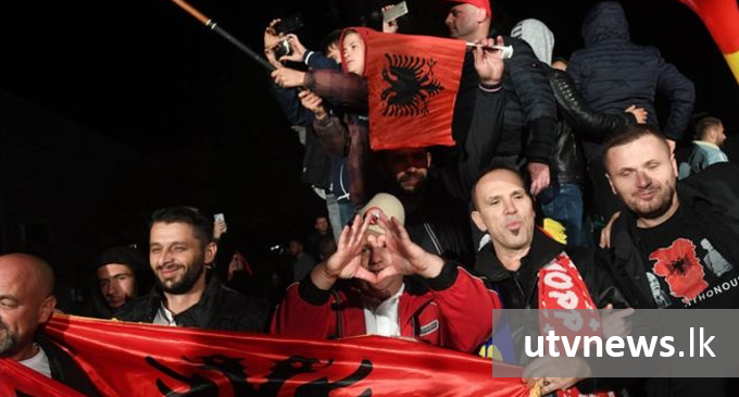 Kosovo election: Opposition parties claim win