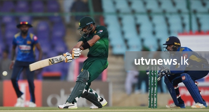 Pakistan beat Sri Lanka in historic Karachi ODI, take series lead