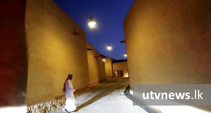 Saudi Arabia: Unmarried foreign couples can now rent hotel rooms